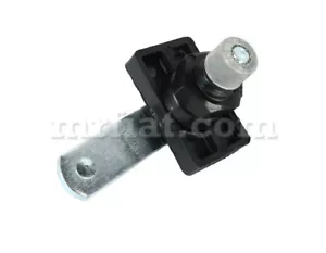 Fiat 500 F/L/R Wiper Swivel 1967-1975 New - Picture 1 of 1