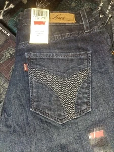 Levi's Bold Curve Womens Sz 10 Classic Fit Jeans Dark Wash Blue Denim - Picture 1 of 5
