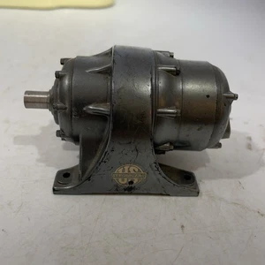 Fermacarte pubblicitario per Syncrogear by U.S. Motors espositore da scrivania 2”x3,5” - Foto 1 di 6