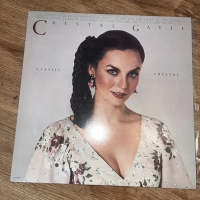 Crystal Gayle Classic Crystal LN-10150 1979 LP Liberty Records NM Country Pop - Image 1 of 4