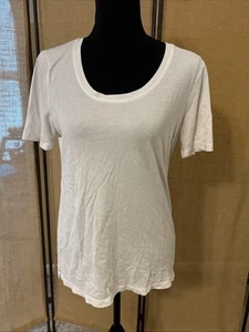 Eddie Bauer Size S White Short Sleeve Tagless Round Neck Shirt - Picture 1 of 4