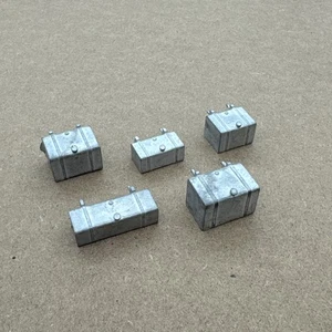 SP 61 | 5x Kraftstofftanks gebraucht! „Weißmetall“ „gebraucht“ Maßstab 1:50 - Bild 1 von 2