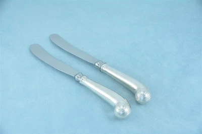 2 esparcidores de mantequilla Stieff Williamsburg Shell Sterling 7" HH sin monograma Foto 1 de 4