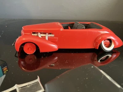 Vintage  Pyro 1937 Cord Survivor 1/25 Scale - Image 1 of 4