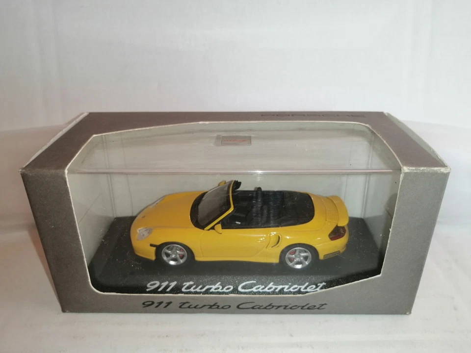 PORSCHE  911 CABRIOLET MINICHAMPS SCALA 1/43 - Immagine 1 di 1