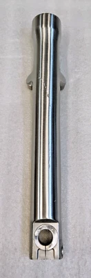 GARFO DIREITO PERNA INFERIOR PARA 96 - 16 HONDA CMX250 REBEL NÚMERO DE PEÇA 51420-KEB-901 - Imagem 1 de 4