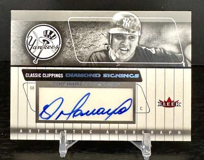 2005 Fleer Classic Clippings #DS-DN Dioner Navarro Diamond Signings Single Blue - Image 1 of 2