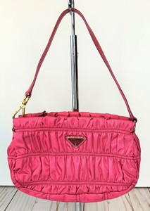 prada pink small bolsa