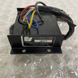 FEDERAL SIGNAL Model FA4 Alternating Flasher Utility Vehicle/Trailer Light. - Bild 1 von 5