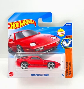 Hot Wheels 2025 Case P 1983 PORSCHE 928S Short Card with FREE Protector - Picture 1 of 6