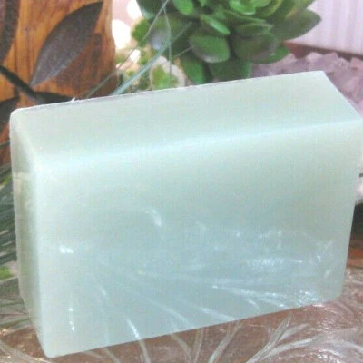 New Handmade Natural Woodland Pine & Snow Glycerin & Argan Men's Spa Bar Soap - Image 1 of 4