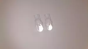 White Color T10 2 pcs LED Light Bulbs 168 194 2825 921 W5W Wedge Interior 1-SMD - Foto 1 di 1