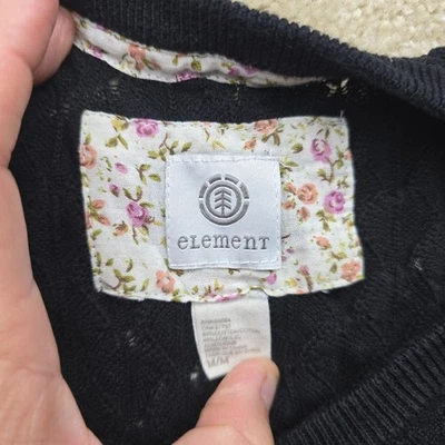 Malha Element preta texturizada manga longa material muito fino malha bolha texturizada - Imagem 1 de 4