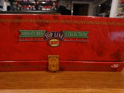 GUILOY 68570 1: 18 Top Line 1937 宝马 327 Coupe 黑色/红色 — 第 1/4 张图片