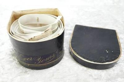 Antiguo Collar Estándar Co Caja de 10 Collares de Papel Desmontables Talla 13 'Ever Yours' Foto 1 de 4