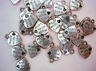 20 MADE WITH LOVE Silver Plated Charm/Tag/Craft/Bead/Beading/Jewel/Sew On K22 - Изображение 1 из 2