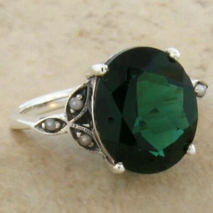VICTORIAN STYLE 925 STERLING SILVER 5 Ct SIMULATED EMERALD & PEARL RING     535X - Picture 1 of 3