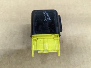 90-93 Mazda Miata MX5 OEM NA6 Denso Fuel Pump Relay Unit 056700-6381 N236-18-821 - Picture 1 of 4
