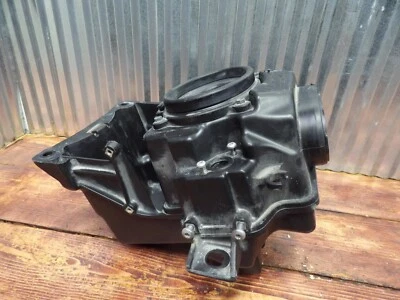 12 Triumph Thunderbird 1600 AIR FILTER BOX / BATTERY BOX 2209520 - Image 1 of 4