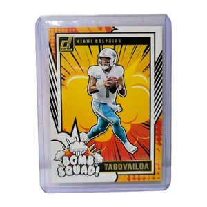 2024 Donruss #19 Tua Tagovailoa Bomb Squad Miami Dolphins NFL Quarterback  - Imagen 1 de 4
