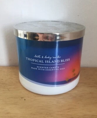 Vela perfumada de 3 mechas Bath & Body Works Tropical Island Bliss 14,5 oz Foto 1 de 4