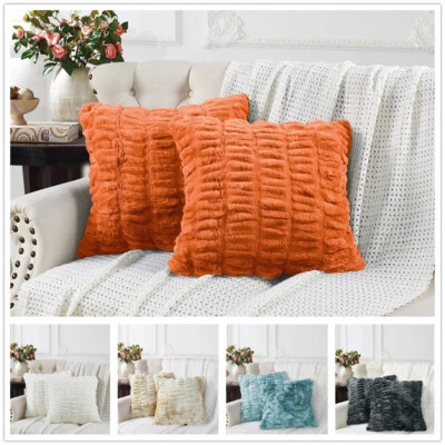 Juego de 2 fundas de almohada de piel sintética acanalada de lujo - fundas de cojín de felpa súper suaves Foto 1 de 4