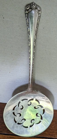 Sterling Silver Easterling Rosemary Pattern 8 1/8 Inch Tomato Server Excellent Cover