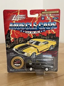 Johnny Lightning 1970 Dodge Super Bee Black Series 9 CRAGAR - Picture 1 of 7