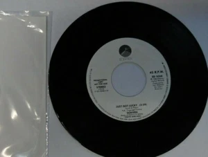 Dokken Just Got Lucky 45RPM PROMO Elektra ED-5038  022220LLE45 - Bild 1 von 1
