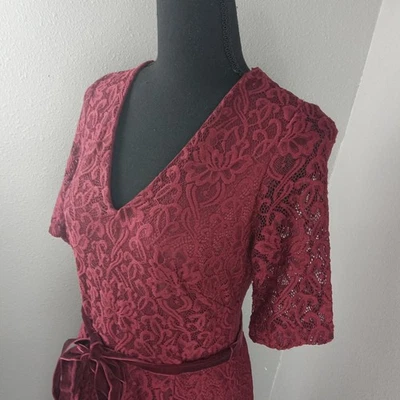 Jessica Howard Dress Womens 6 Red Lace Fit & Flare Midi V-Neck Party Wedding - Image 1 of 4