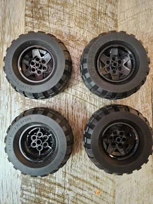 Lote de 4 pneus de balão Lego 45982 81,6 x 38 R 43,2 mm x 26 mm aros de roda - Imagem 1 de 4