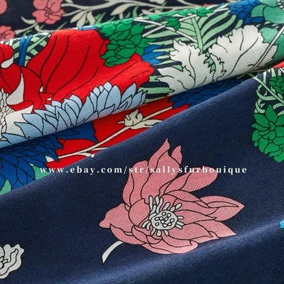 Sallys Cashmere & Silk Wrap Scarf Horses Print 2 Face Triangle Shawl 200* 95cm - Image 1 of 4