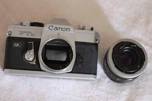 Canon FTb QL SLR-Fotocamera Reflex + 50 mm + 135 mm - Foto 1 di 11