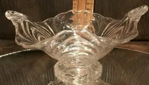 CAMBRIDGE CAPRICE CLEAR GLASS SQUARE 7-3/4" TAB HANDLED CRIMPED RIM BOWL EUC - Picture 1 of 4