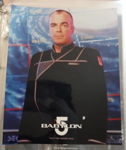 Foto Original a Color Babylon 5 Michael Garibaldi Jerry Doyle 8 x 10 1997 B5 - Imagen 1 de 2