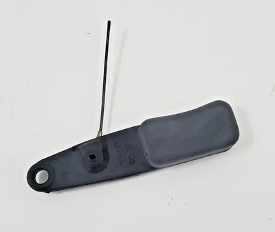 Manija de liberación del capó Porsche 944 924S 928 968 - 9285111750270B GENUINA OEM USADA Foto 1 de 4