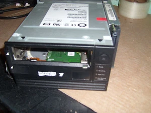Unidad de cinta Dell PowerVault Ultrium LTO-1 C8369-20821 - Imagen 1 de 4