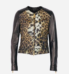 CHAQUETA MOTO DE CUERO JUST CAVALLI - NEGRA/IMPRESIÓN LEOPARDO - CREMALLERA FRONTAL - IT 44-US 4-6 NUEVA CON ETIQUETAS - Imagen 1 de 12