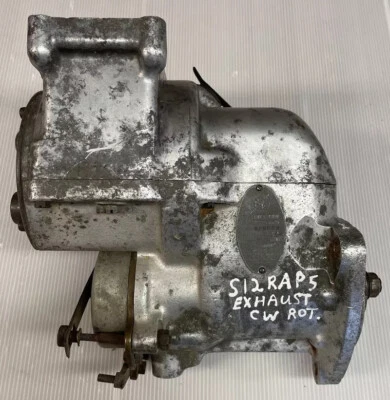 Motor avión Merlin Rolls Royce Magneto S12TAP5 escape P-51 Mustang Foto 1 de 4