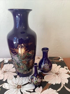 Japanese Kutani Set Of 3 Blue Cobalt Porcelain Vase Gold Trim Pheasants - Picture 1 of 5