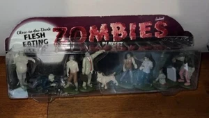 GLOW IN THE DARK FLESH EATING ZOMBIES PLAYSET FIGURES NEW! - Picture 1 of 5