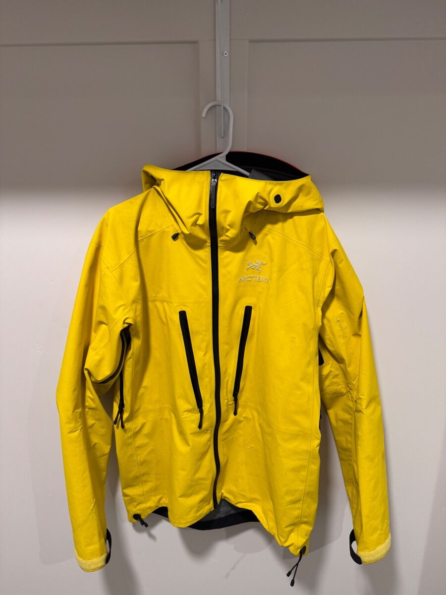 Arc'teryx Yellow Coats, Jackets & Vests for Men for Sale Arc'teryx Yellow Coats, Jackets & Vests for Men for Sale