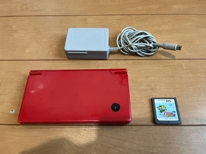 Nintendo DSi Konsole Farbe Rot mit 1 Spiel DS - Bild 1 von 16