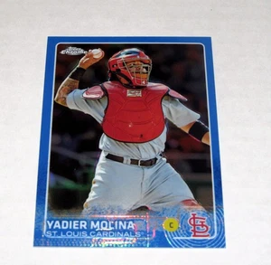 2015 Topps Chrome Blue Refractor 25 Yadier Molina (#/150) Cardinals - Bild 1 von 2