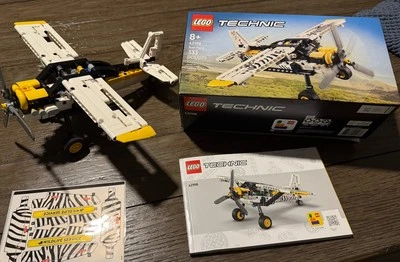 LEGO Technic 42198 Bush Plane - 333 Pieces - Image 1 of 4