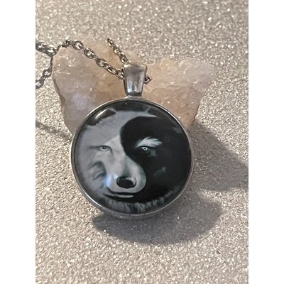 Collar Colgante Wolf Yin Yang Cadena Plata Simbolismo - Arte Animal Espiritual - Nuevo Foto 1 de 4