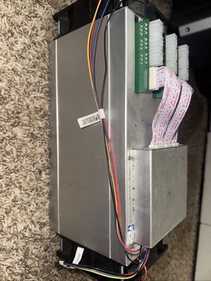 Nuevo eBit Ebang e9+ ASIC Bitcoin Crypto Miner OC a Bitmain Antminer S9 no S19j Foto 1 de 4
