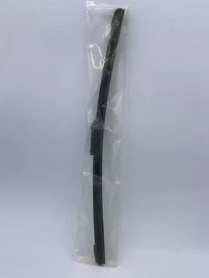 OEM Genuine Toyota C-HR Wiper Blade Passenger Right Side Front 85212-10181 - Image 1 of 3