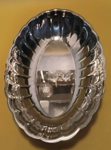 Vtg Oneida Silversmiths Silver Plated  Serving Candy Dish Bowl 7 In - Picture 1 of 5