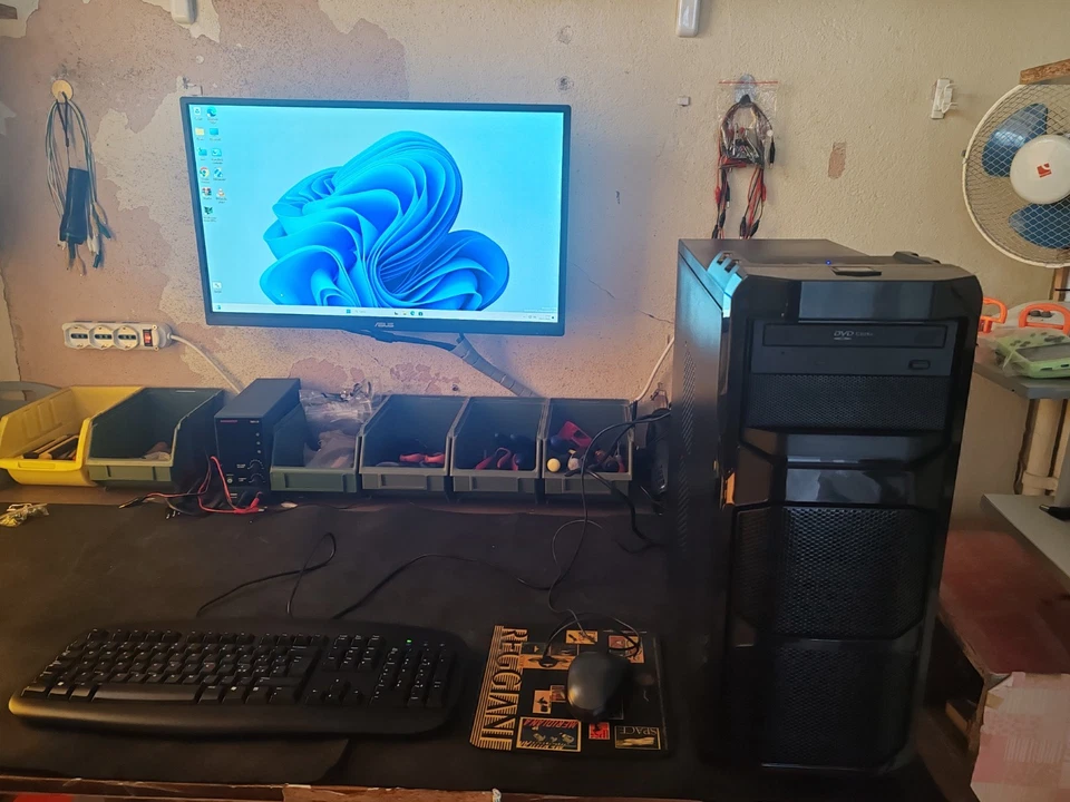 PC Desktop Usato - Immagine 1 di 1